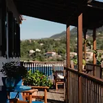 Yioka House Mikros Gialos