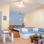 Yioka House Apartmán *