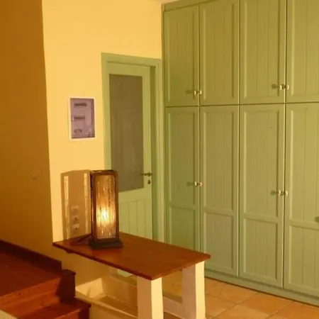 Apartament Yioka House *