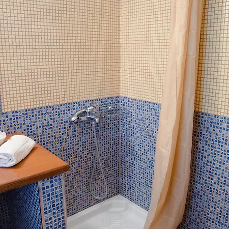 Yioka House Apartment *