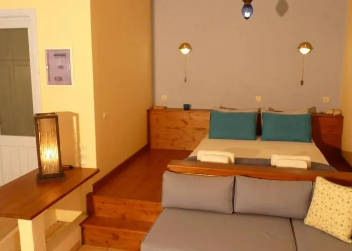 Yioka House * Mikros Gialos