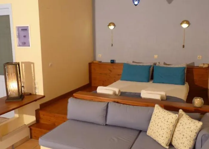 Yioka House Mikros Gialos