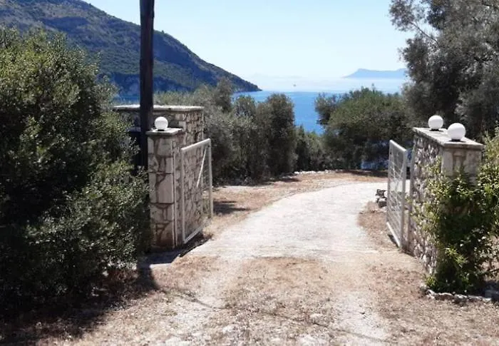 Yioka House Apartment